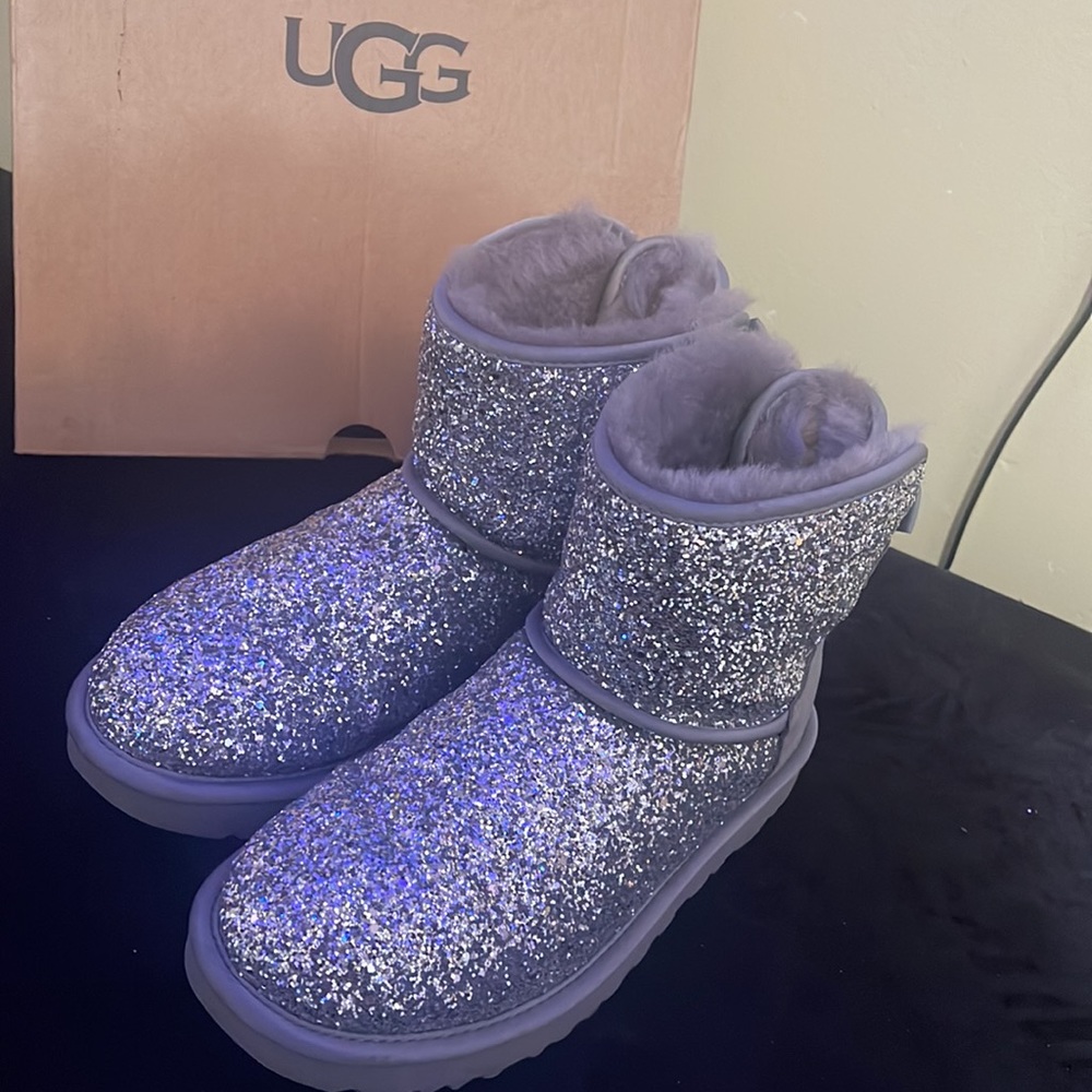 UGG CLASSIC MINI BOW COSMOS SILVER BOOTS - WOMEN'S